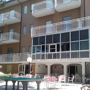 Hotel Toschi